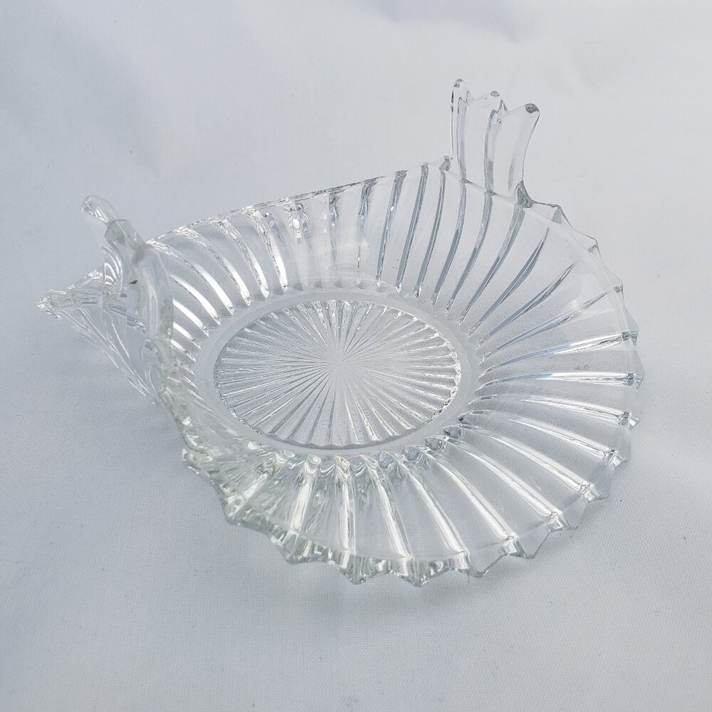 Heisey Ridgeleigh Handled Bon Bon Clear Glass Dish